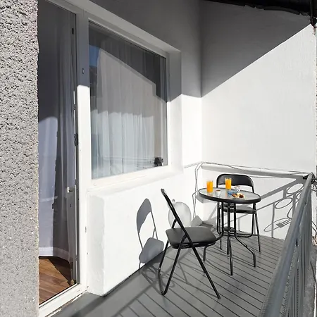 Nomad Spot Coliving *